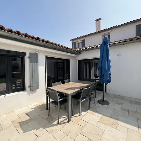 Ferienhaus Cap O Sud Grande Maison Avec Piscine A St Martin De Re Saint-Martin-de-Ré