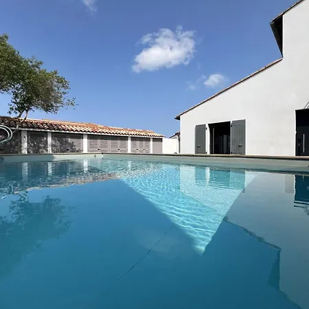 Cap O Sud Grande Maison Avec Piscine A St Martin De Re Saint-Martin-de-Ré