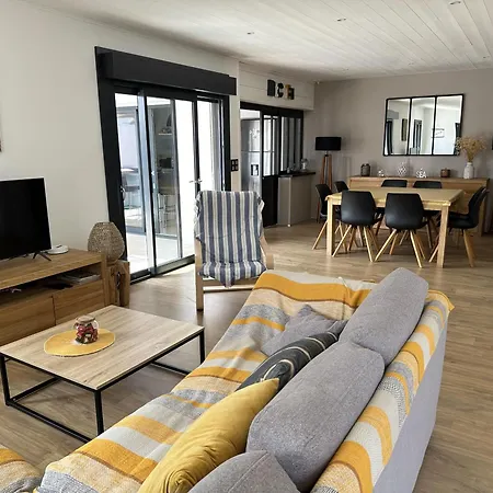 بيت للعطل Cap O Sud Grande Maison Avec Piscine A St Martin De Re سان مارتن دو ر